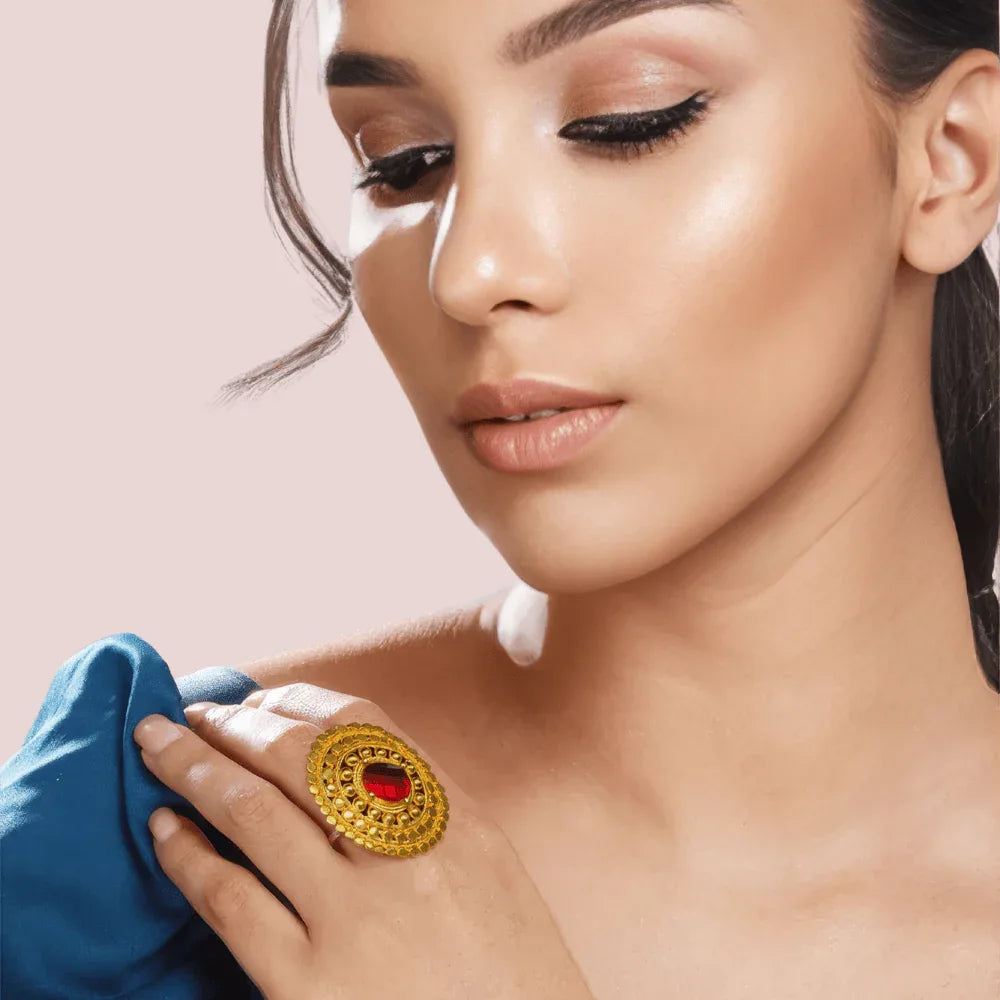 Elegant Gold-Plated Statement Ring with Red Gemstone Veloura Intimate