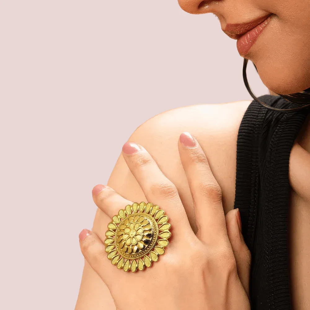Golden Floral Statement Ring Veloura Intimate
