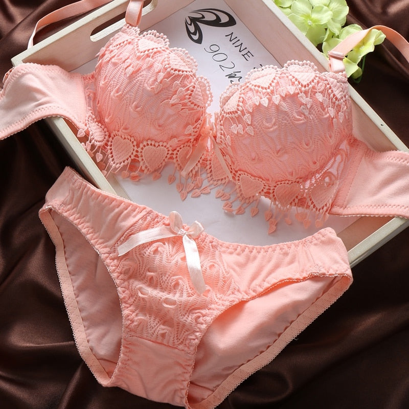 Sexy lace gathered bra set Veloura Intimate