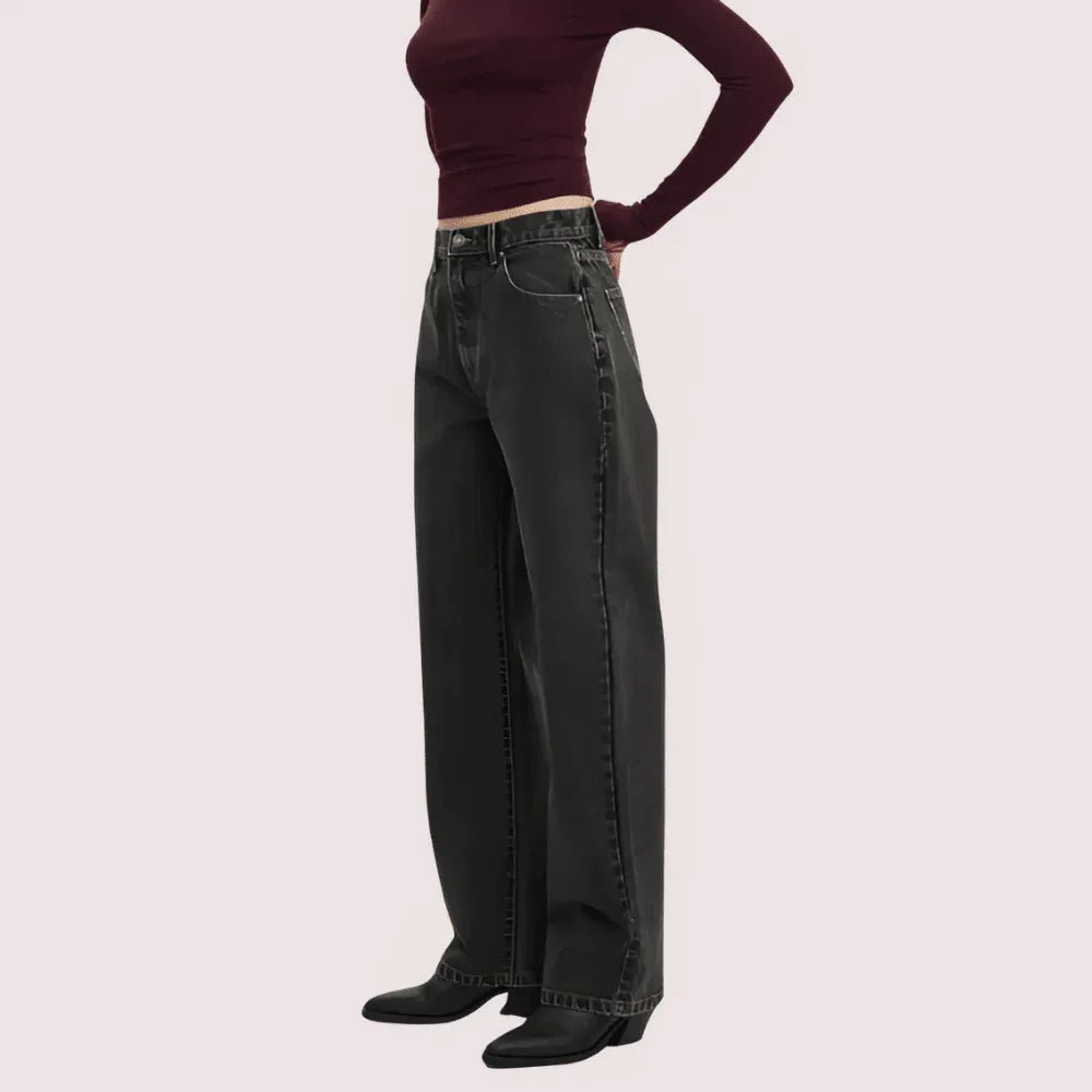 Women's Loose Straight Jeans in Smokey Black Denim Veloura Intimate