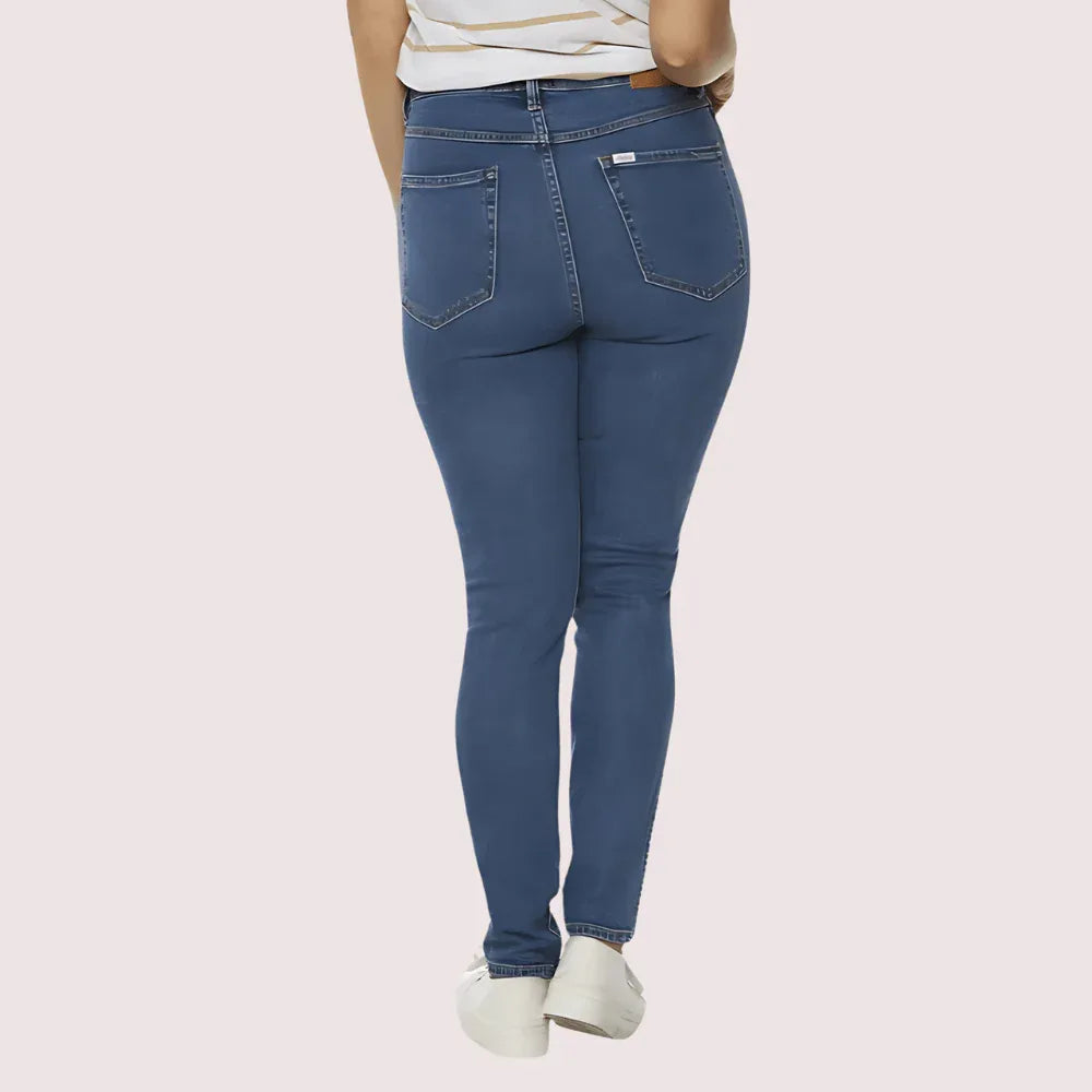 Chic Fit Noir Elegance Skinny Jeans Veloura Intimate