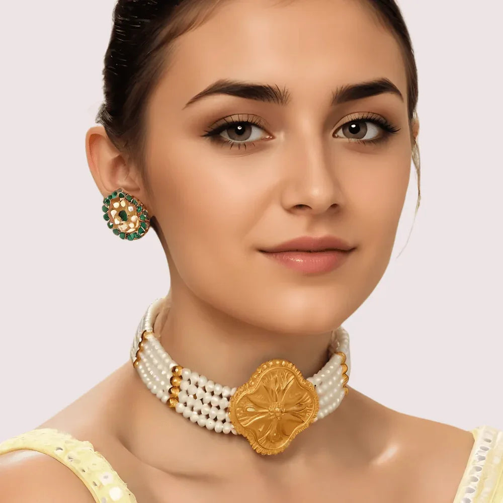 Royal Blossom Pearl Necklace with Ornate Floral Gold Pendant Veloura Intimate