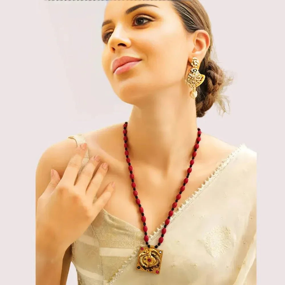 Royal Red Beaded Temple Pendant Necklace Veloura Intimate