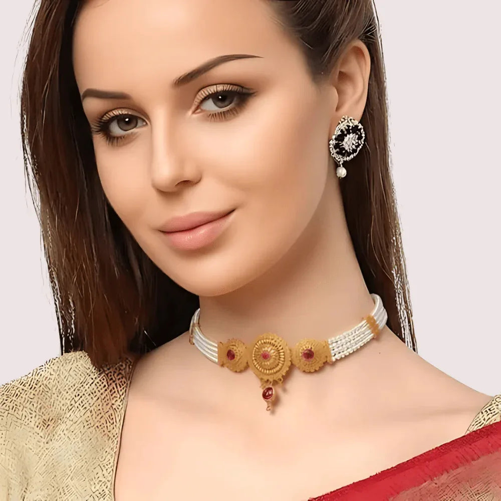 Royal Ruby Pearl Choker Necklace with Antique Gold Detailing Veloura Intimate