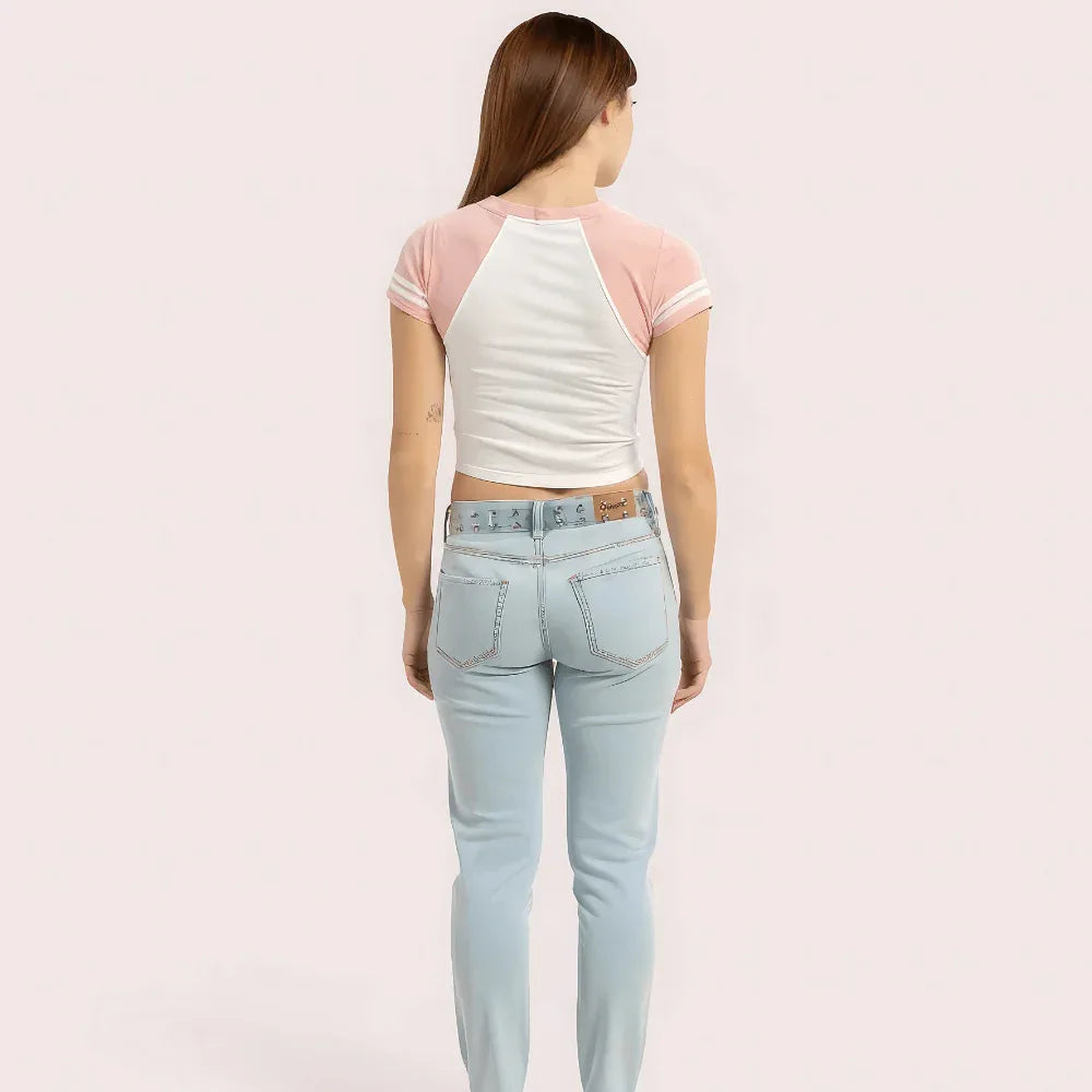Women's Pink "Brooklyn 76" V-Neck Crop Top – Sporty Graphic Tee Veloura Intimate